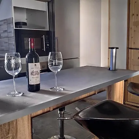 Neue S'matze Apartment